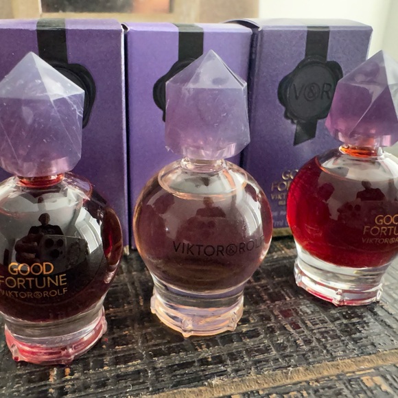 Viktor & Rolf Good Fortune Perfume in Purple and Gold - Picture 4 of 4